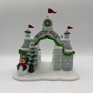 Department 56 1993 Vintage Heritage Village Collection North Pole Gate 5632-4